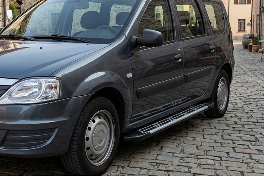 Lada Largus 2012- рр. Бокові пороги Sunrise (2 шт., алюміній) Image