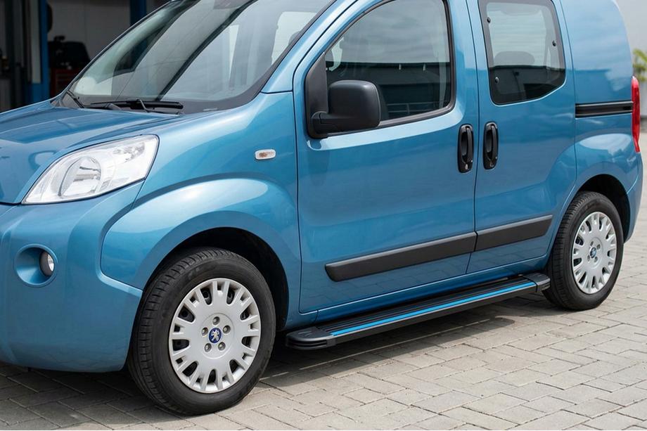 Peugeot Bipper 2008-2017 рр. Бокові пороги Maya Blue (2 шт., алюміній) Фото 1