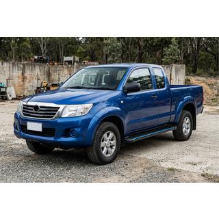 Бокові пороги Maya Blue (2 шт., алюміній) Toyota Hilux 2006-2015 рр. фото 1