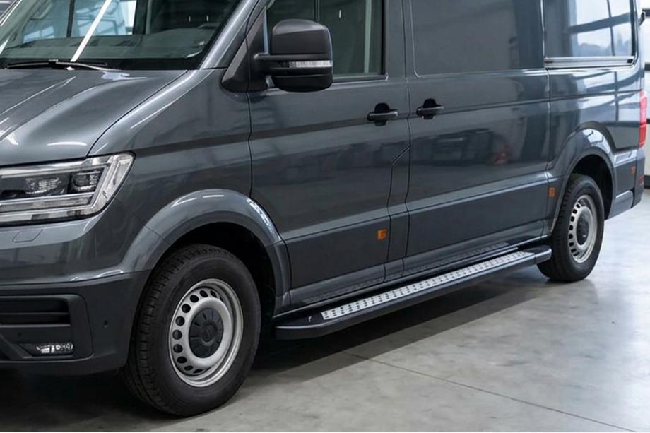 Volkswagen Crafter 2016- рр. Бокові пороги New Vision Black (2 шт., алюміній) Фото 1