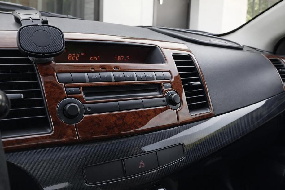 Mitsubishi Lancer X 2008- рр. Накладки на панель (Meric) Image
