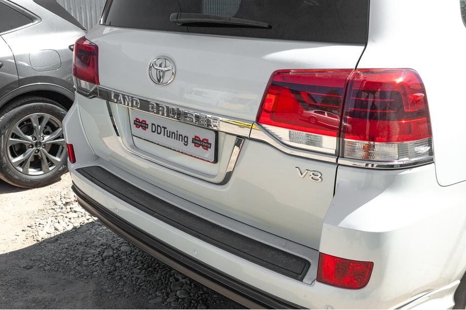 Toyota Land Cruiser 200 2007-2021 рр. Підставка під номер стандарт Біла Фото 10