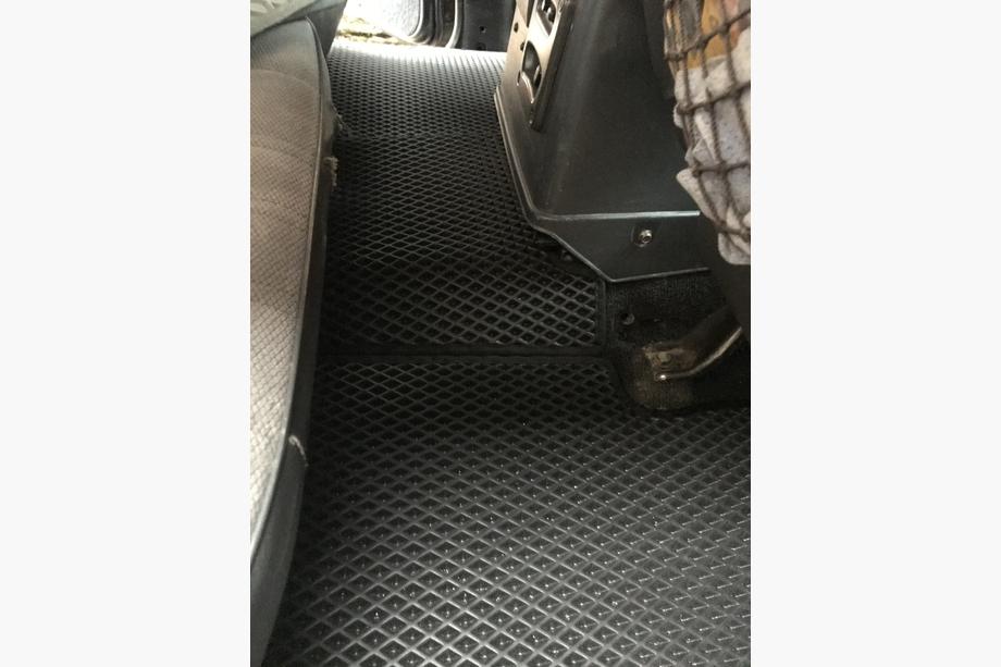 Nissan Patrol Y60 1988-1997 рр. Килимки EVA (чорні) Фото 22