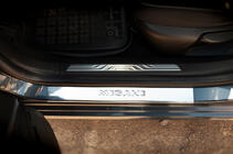 Renault Megane IV 2016-2025 рр. Накладки на внутрішні пороги OmsaLine (2 шт., нерж) фото 3