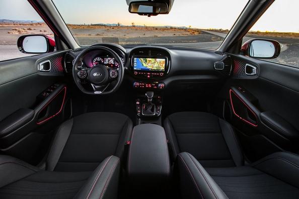 Нове покоління компактного кросовера KIA Soul Фото 9