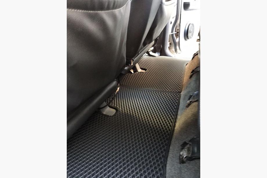 Toyota Land Cruiser 80 1990-1997 рр. Килимки EVA (чорні) VX Фото 2