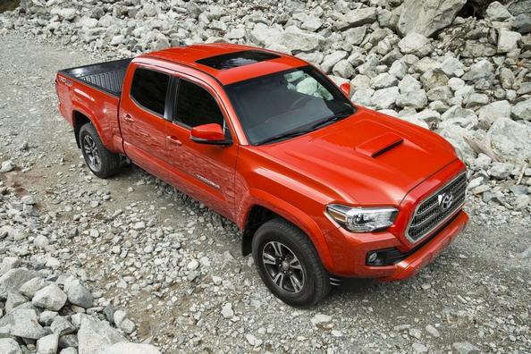 Огляд середньорозмірного пікапа Toyota Tacoma Фото 4