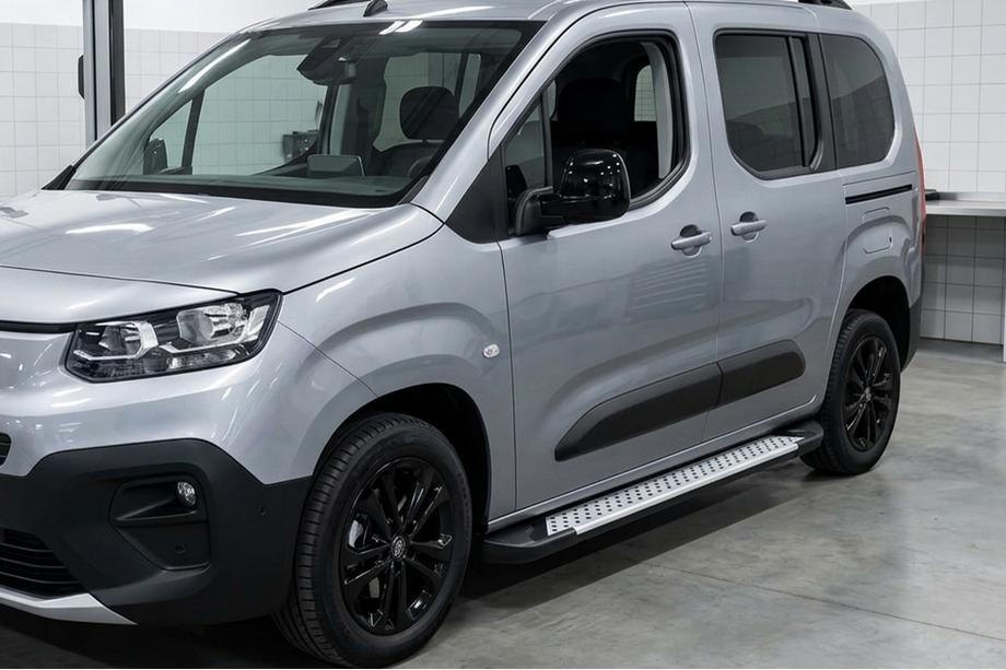Opel Combo 2019- рр. Бокові пороги Allmond Grey (2 шт., алюміній) Image