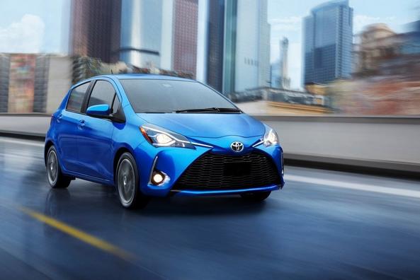 Огляд оновленого субкомпактного хетчбека Toyota Yaris Фото 11