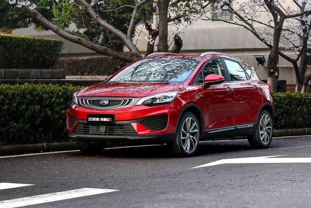 Огляд оновленого кросовера Geely Emgrand GS