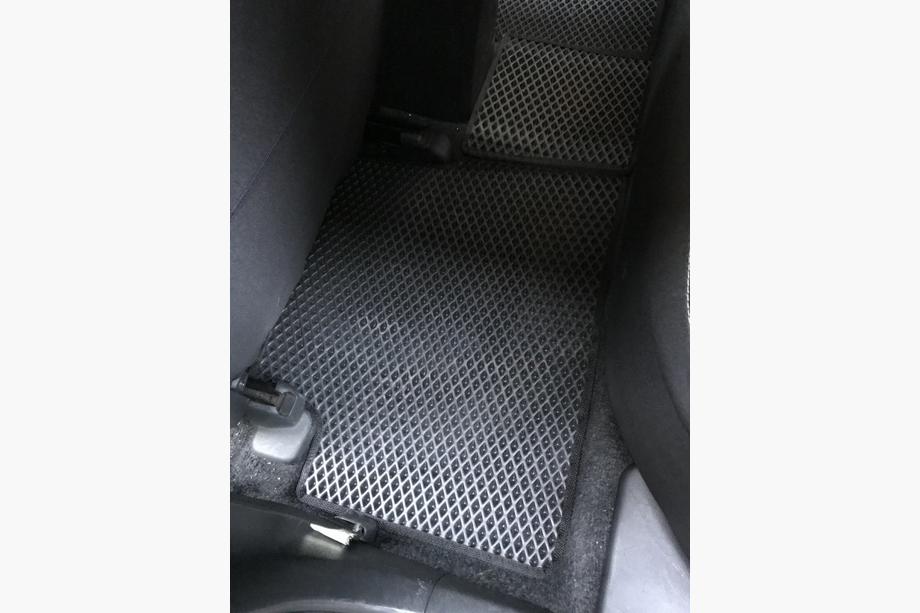 Toyota Corolla 2007-2013 рр. Килимки EVA (чорні) Фото 5
