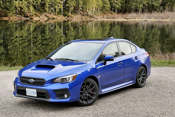 Оновлений спортивний седан Subaru WRX Фото 12