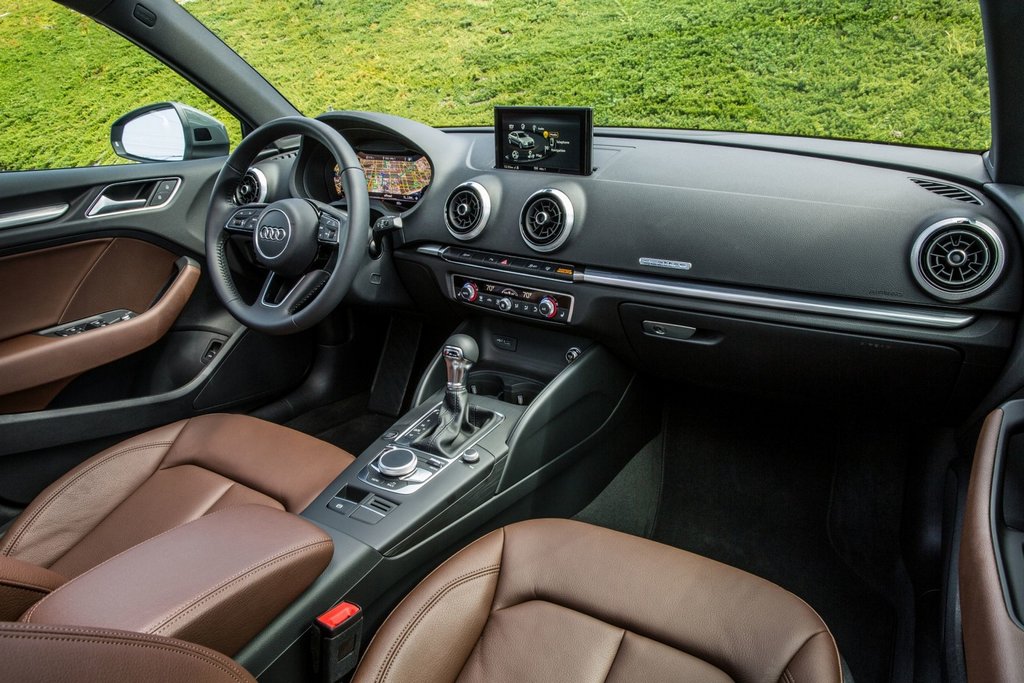 Огляд компактного седана Audi A3