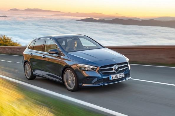 Субкомпактвэн третього покоління Mercedes-Benz B-Class Фото 15