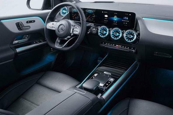 Субкомпактвэн третього покоління Mercedes-Benz B-Class Фото 7
