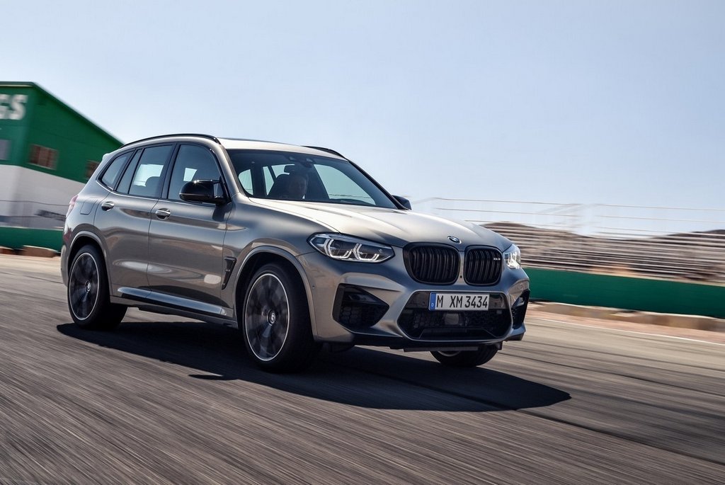 Повнопривідний заряджений кросовер BMW X3 M