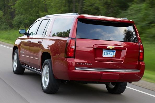 Огляд крупноразмерного позашляховика Chevrolet Suburban Фото 5