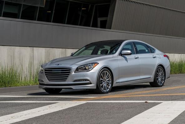 Огляд преміального седана Hyundai Genesis G80 Фото 5
