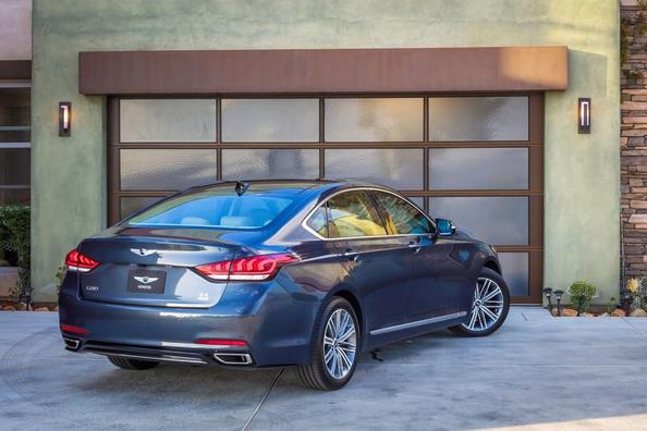 Огляд преміального седана Hyundai Genesis G80 Фото 3