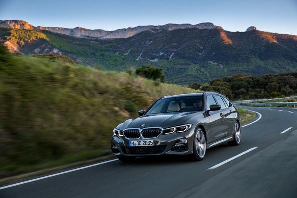 Сьоме покоління універсала BMW 3-Series Touring Фото 3