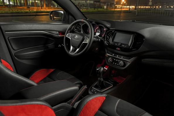 Спортивна модифікація седана Lada Sport Vesta Фото 11