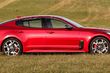 Огляд повнорозмірного лифтбека KIA Stinger фото 2