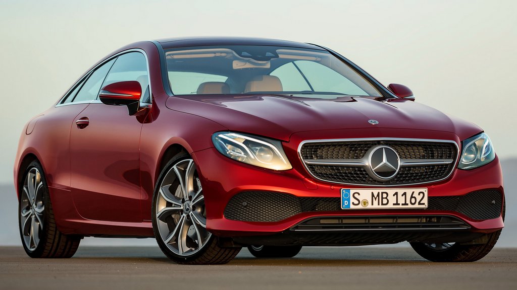 Огляд середньорозмірного купе Mercedes-Benz E-Class Coupe