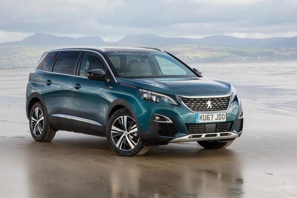 Друге покоління кросовера Peugeot 5008