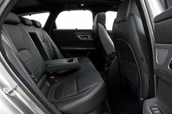 Огляд преміального універсала Jaguar XF Sportbrake Фото 13