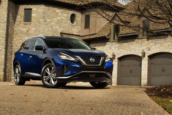 Огляд оновленого середньорозмірного кросовера Nissan Murano Фото 1