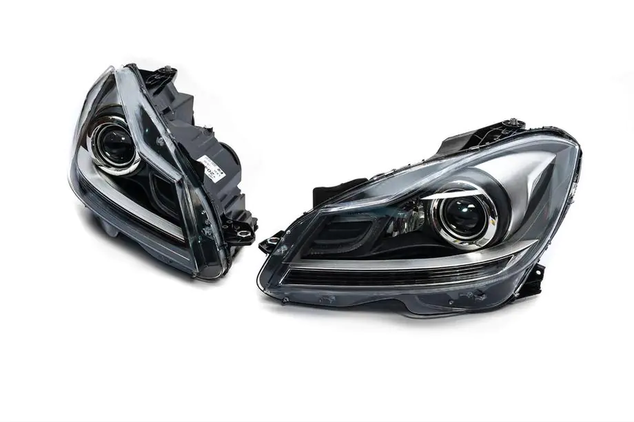 Mercedes C-class W204 2007-2015 рр. Передня оптика LED (2011-2015, 2 шт)