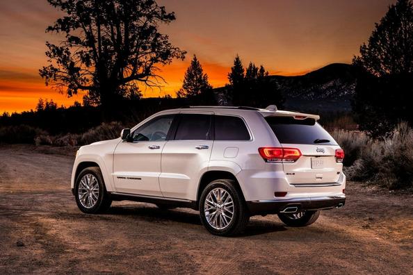 Огляд преміального позашляховика Jeep Grand Cherokee Фото 11