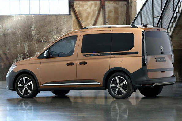 Нове покоління пасажирського компактвена Volkswagen Caddy Фото 7