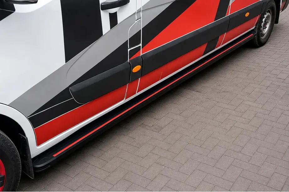 Renault Master 2011-2023 рр. Бокові пороги Maya Red (2 шт., алюміній) Image
