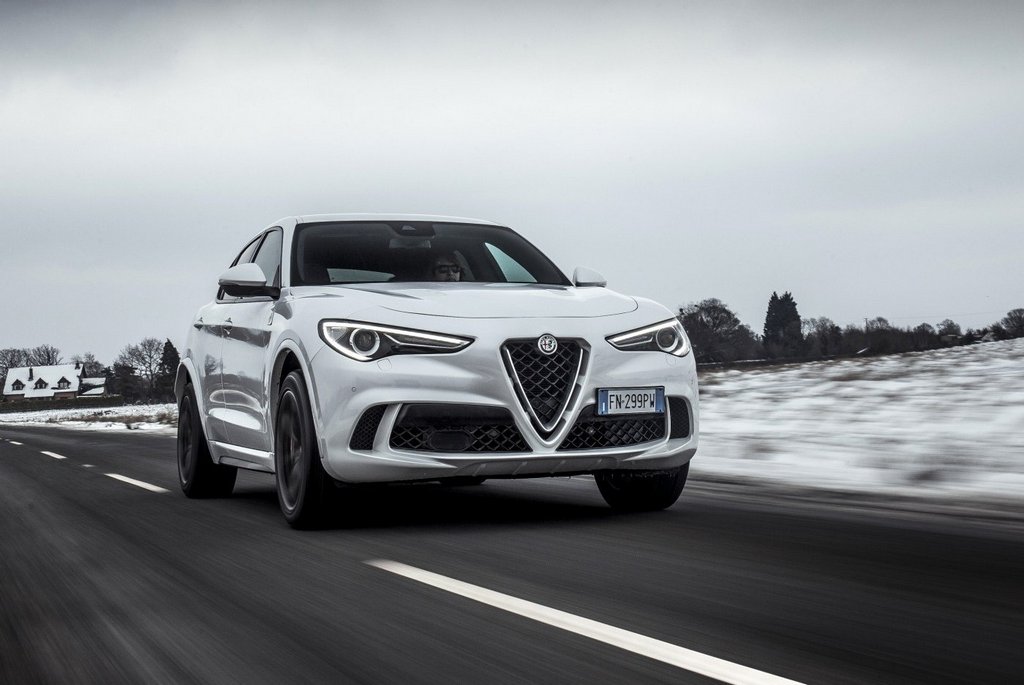 Перше покоління компактного кросовера Alfa Romeo Stelvio