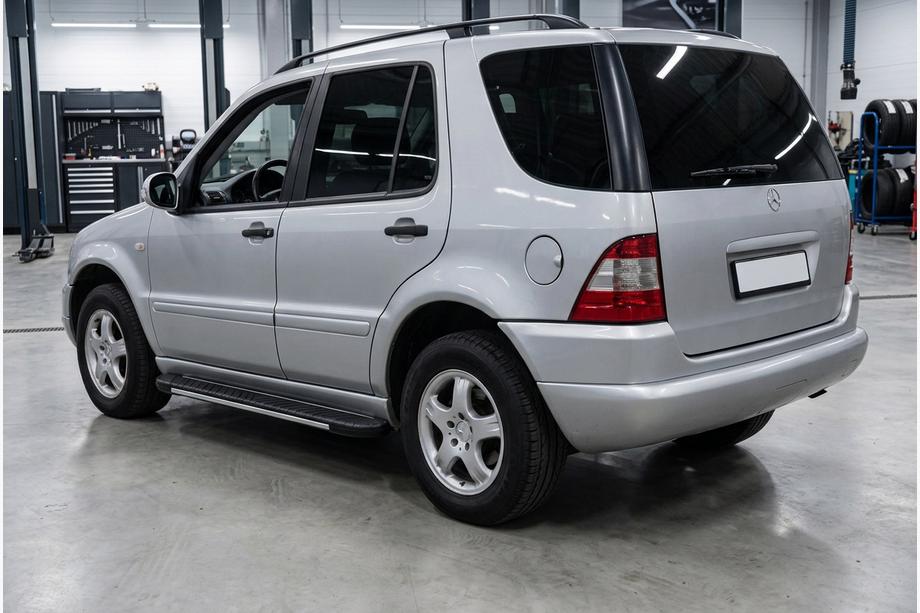 Mercedes ML W163 1997-2005 рр. Бокові пороги Bosphorus Grey (2 шт., алюміній) Фото 1
