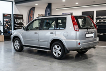 Nissan X-trail T30 2002-2007 рр. Бокові пороги Maydos V1 (2 шт., алюміній) фото 1