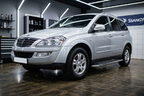 SsangYong Kyron 2005-2014 рр. Бокові пороги Maydos V2 (2 шт., алюміній ↗ нерж) фото 1