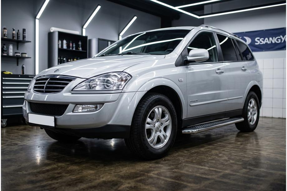 SsangYong Kyron 2005-2014 рр. Бокові пороги Maydos V2 (2 шт., алюміній ↗ нерж) Image