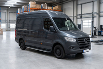 Mercedes Sprinter W907/W910 2018- рр. Бокові пороги Bosphorus Grey (2 шт., алюміній) фото 1
