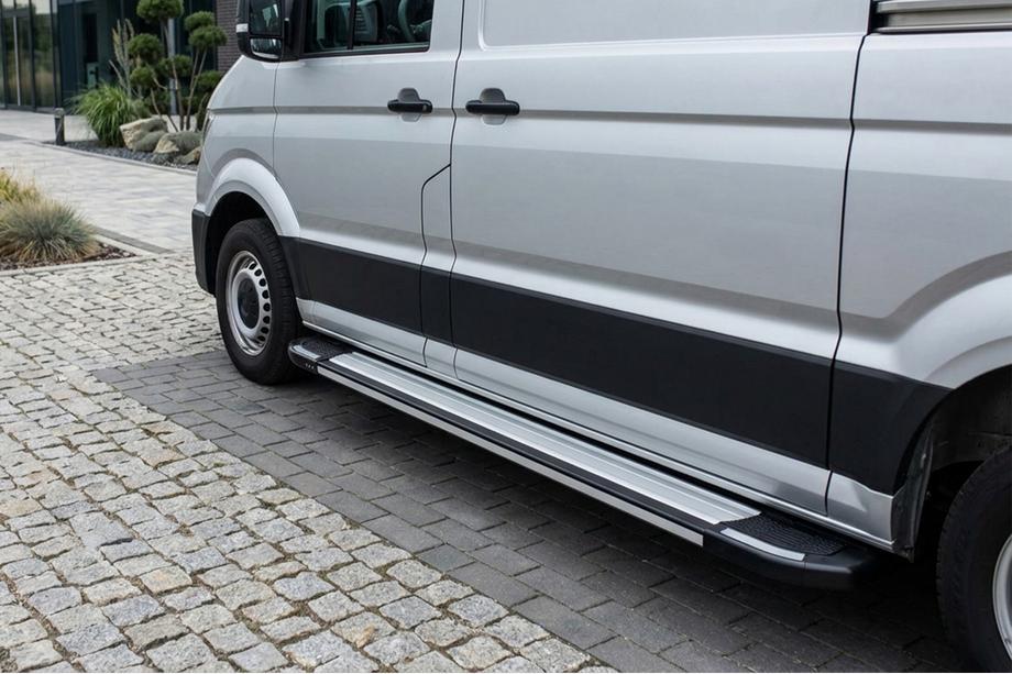 Volkswagen Crafter 2016- рр. Бокові пороги Rainbow (2 шт., алюміній) Long/ExtraLong Фото 1