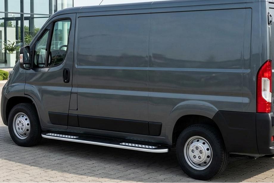 Fiat Ducato 2006-2025 рр. Бокові пороги Tayga V2 (2 шт., алюміній) Image
