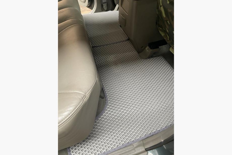 Nissan Patrol Y61 1997-2011 рр. Килимки EVA (сірі) Фото 10