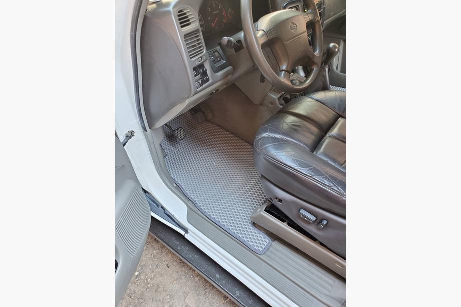 Nissan Patrol Y61 1997-2011 рр. Килимки EVA (сірі) Фото 18