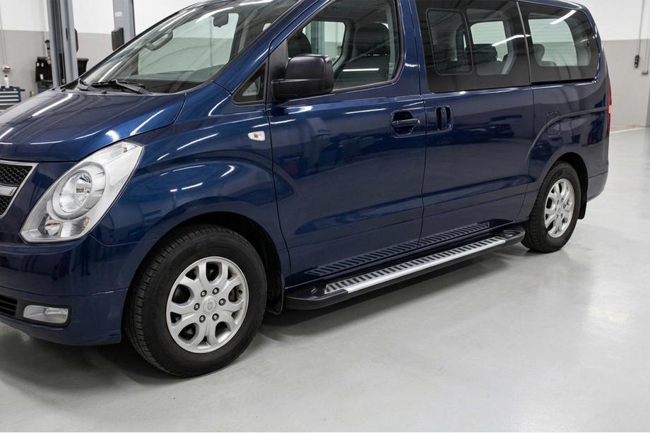 Hyundai H300, H1, Starex 2008-2020 рр. Бокові пороги Line (2 шт., алюм.) Фото 3