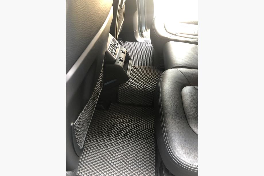 Audi Q7 2005-2015 рр. Килимки EVA (чорні) Фото 9