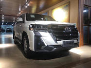 Toyota Land Cruiser 200 2007-2021 рр. Комплект обвісів 2016↗︎ (Limgeni) фото 7