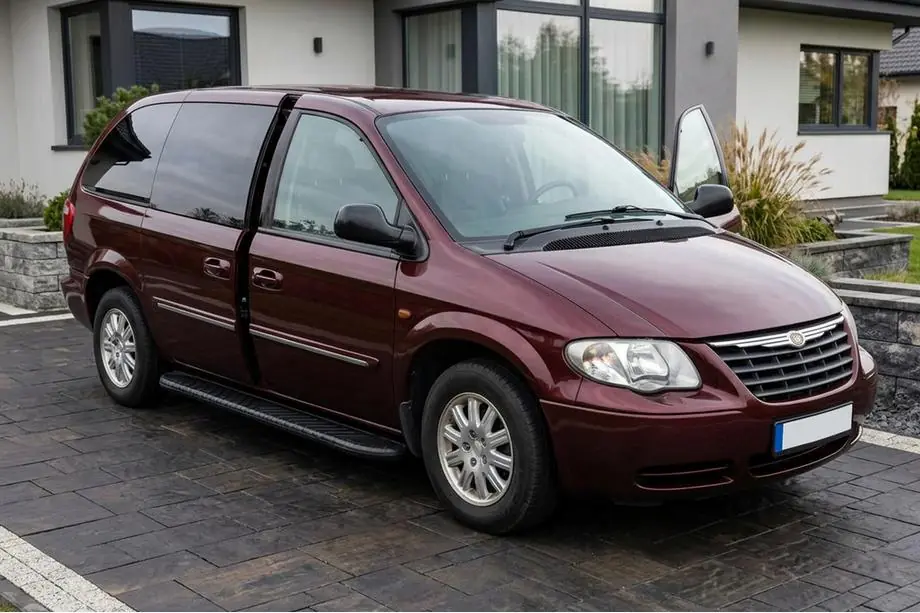 Chrysler Voyager 2001-2007 рр. Бокові пороги Bosphorus Black (2 шт., алюміній)