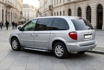 Chrysler Voyager 2001-2007 рр. Бокові пороги Line (2 шт., алюміній) фото 1