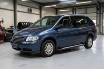 Chrysler Voyager 2001-2007 рр. Бокові пороги New Vision Black (2 шт., алюміній) фото 1
